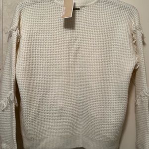 White long sleeve sweaters